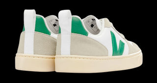 Veja Sneakers cx0503225c with laces