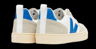 Veja Sneakers cx0503260c with laces