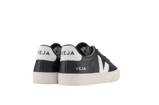 Veja Sneakers cp0501215b with laces