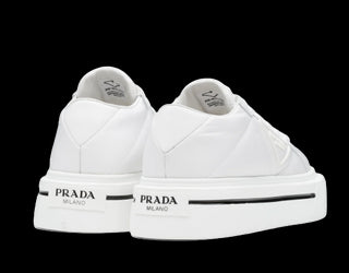 Prada Sneakers 2eg3676 mit Schnürsenkeln