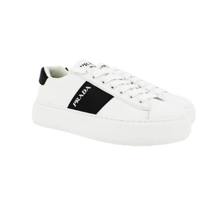 Prada Sneakers 4e3555 with laces