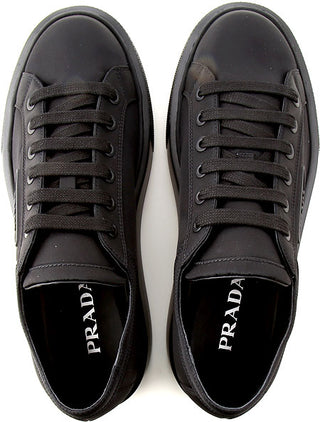 Prada Sneakers 4e3560 with laces