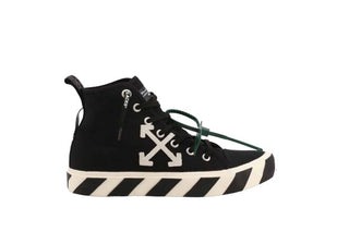 Off-White Omia119 Sneakers mit Schnürsenkeln