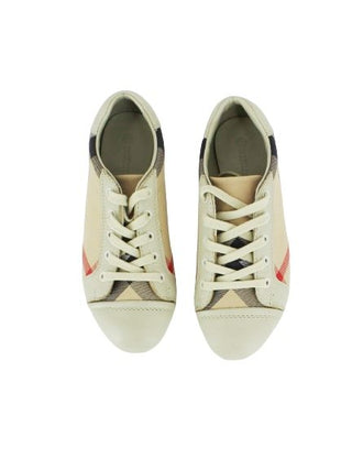 Burberry b19111 sneakers with laces