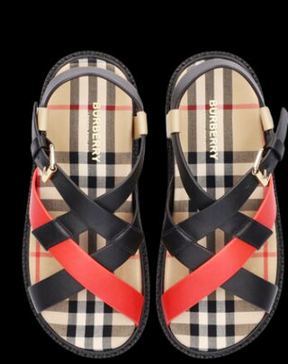 Burberry Sandali  8050490 con fibbia