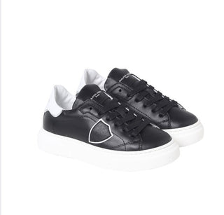 Philippe Model Sneakers 69488 with laces