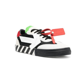 Off-White Sneakers  omia232 con lacci