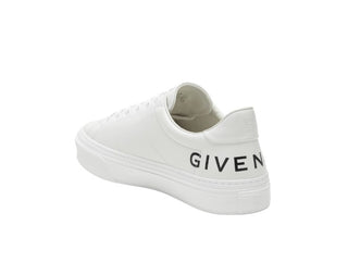 Givenchy Sneakers logo print on the heel be003ge