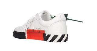 Off-White Sneakers SNEAKERS OMIA085C99 mit Schnürsenkeln