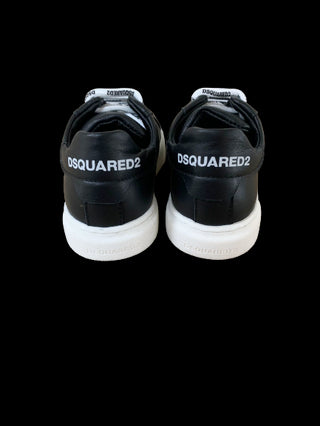 Dsquared2 Sneakers 68561 with laces