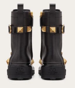 Valentino Garavani Stiefel mit Nietenriemen WW0S0CJ3NK8 mit seitlichem Reißverschluss