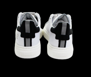 Dsquared2 Sneakers 70785 with laces