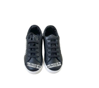 Dsquared2 Sneakers 64977 with laces