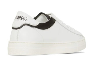 Dsquared2 Sneakers mit ikonischem 73791-Schriftzug und Schnürsenkeln