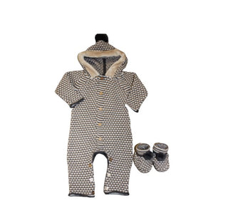 A&amp;J Onesie mit Knöpfen a&amp;j1025 und Babyschuhen