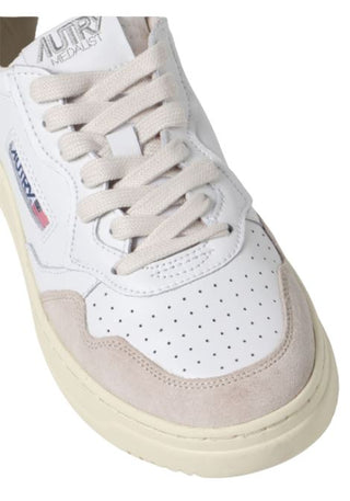 Autry Medalist Sneakers AULMLS33 MIT SPITZE