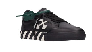 Off-White Sneakers SNEAKERS OWIA272C99 with laces