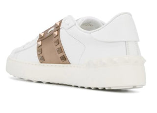 Valentino Garavani Sneakers WITH STUDS TW2S0A02 with laces