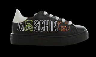 Moschino 68863 Sneakers mit Schnürsenkeln