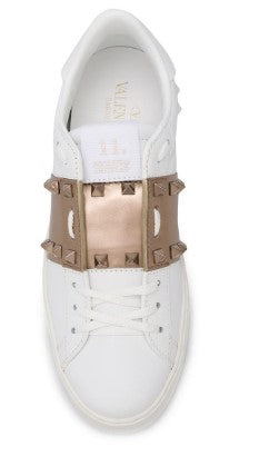 Valentino Garavani Sneakers WITH STUDS TW2S0A02 with laces