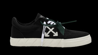 Off-White Sneakers SNEAKERS OMIA085C99F with laces